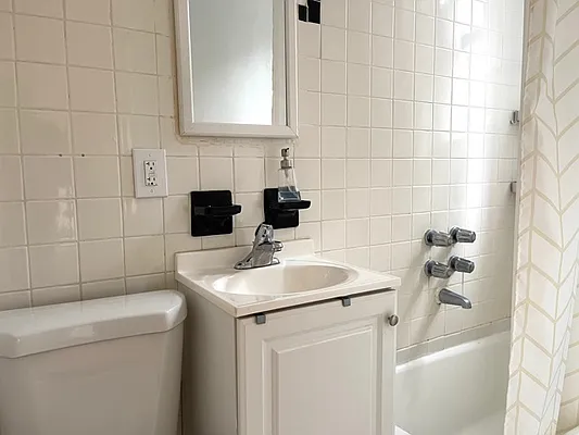 Rented by Oxford Property Group | media 28