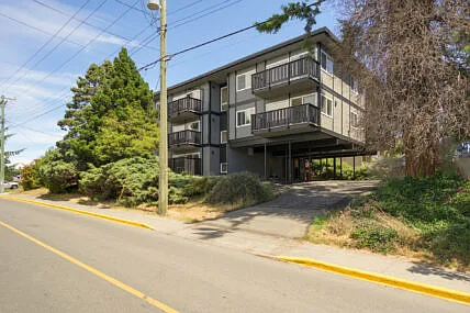435 Lampson St #103 — Photo 6
