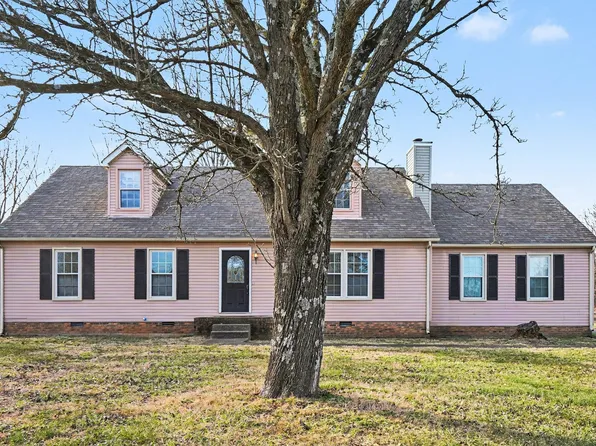 2902 Miles Dr, Murfreesboro, TN 37129