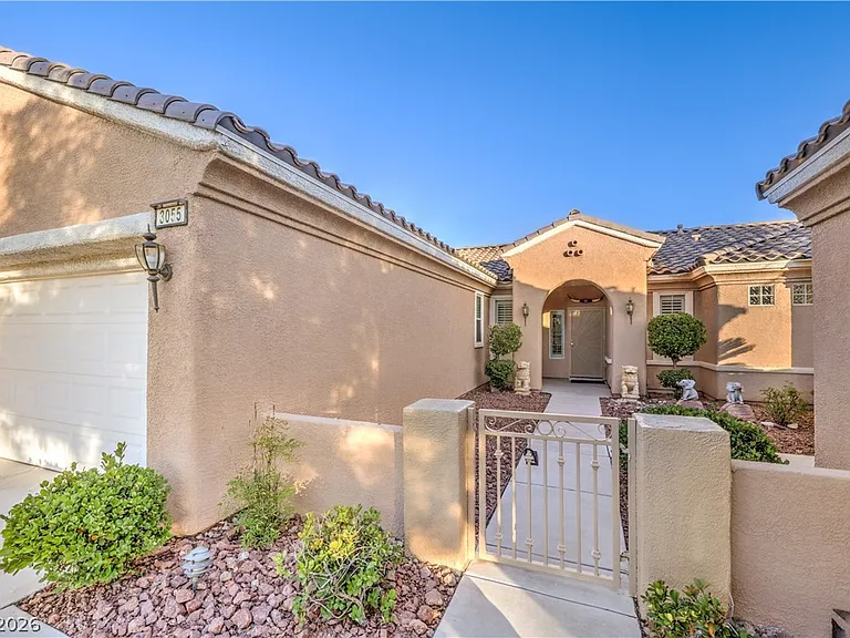 3055 Canal Walk Rd — Photo 2