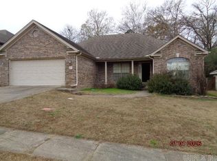 110 Woodridge Ct, Little Rock, AR 72204