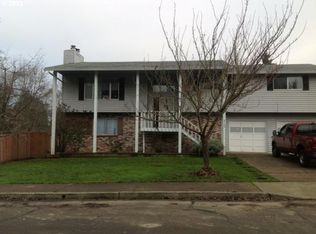 1108 NE 6th Ave, Hillsboro, OR
