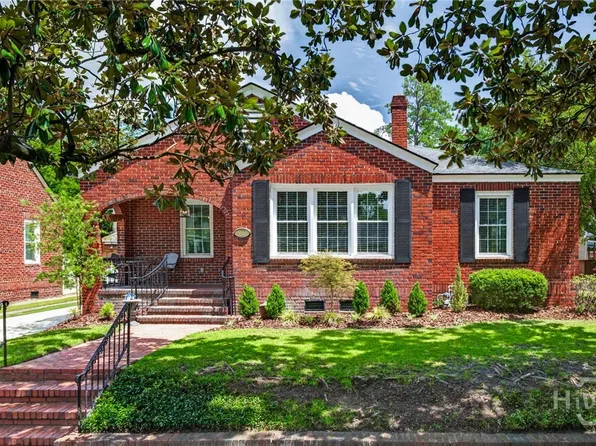 630 E 55th Street, Savannah, GA 31405