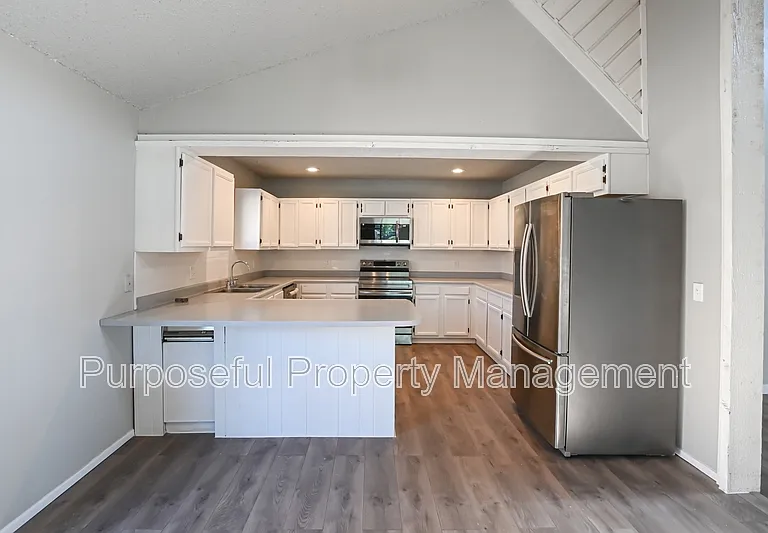8224 NW 87th St — Photo 14