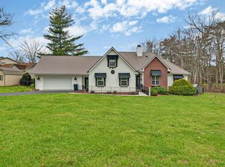 9521 Cherokee Trl, Crossville, TN 38572