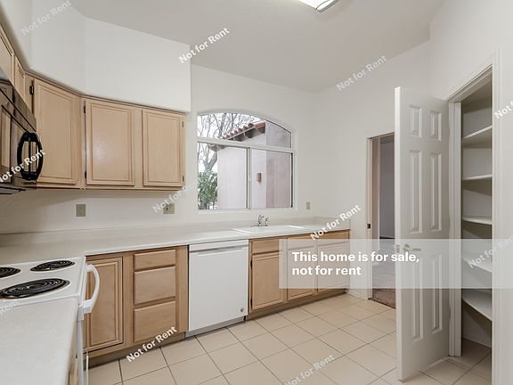3rd image of 641 E Squirrel Tail Dr
