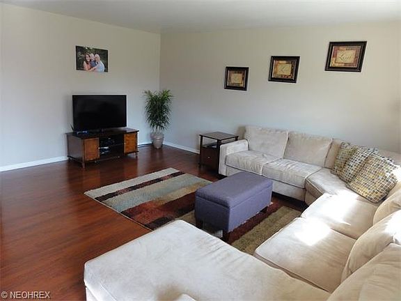 5th image of 1128 Jennifer Dr