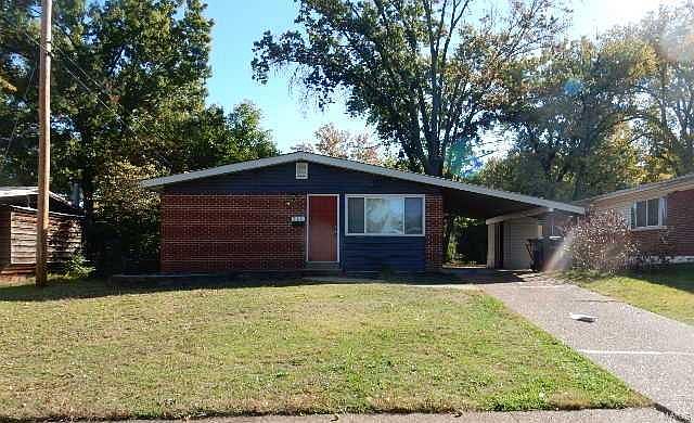 1st image of 720 Jamaica Pl