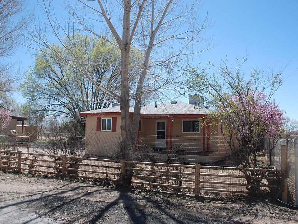 1st image of 15 Kelly Ln