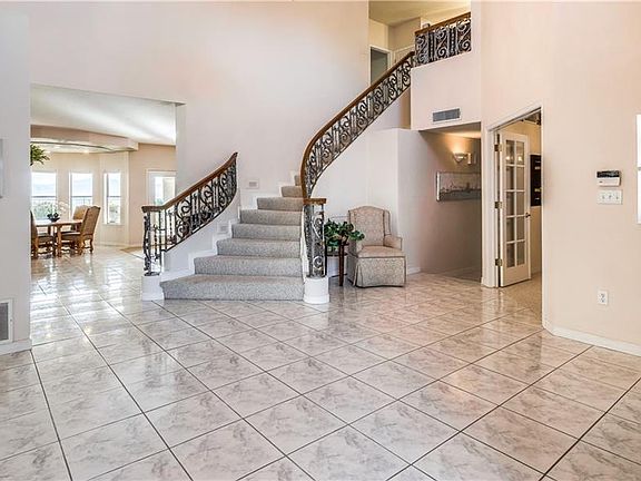 4th image of 5449 Cactus Hill Dr
