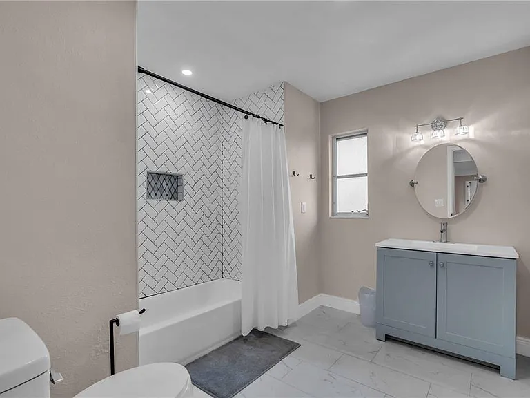 2544 Carlisle Pl — Photo 24