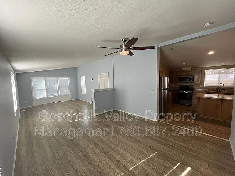 15300 Palm Dr #140