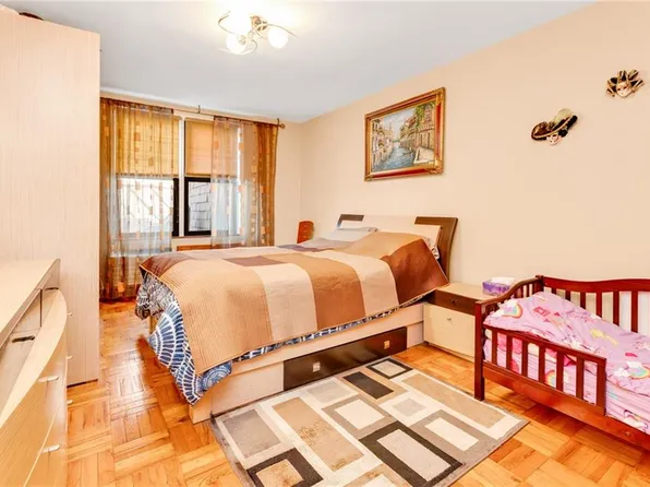 1075 Sheepshead Bay Road image 19 of 23