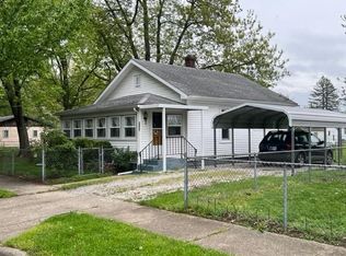 1911 Blaine Ave, Terre Haute, IN 47804