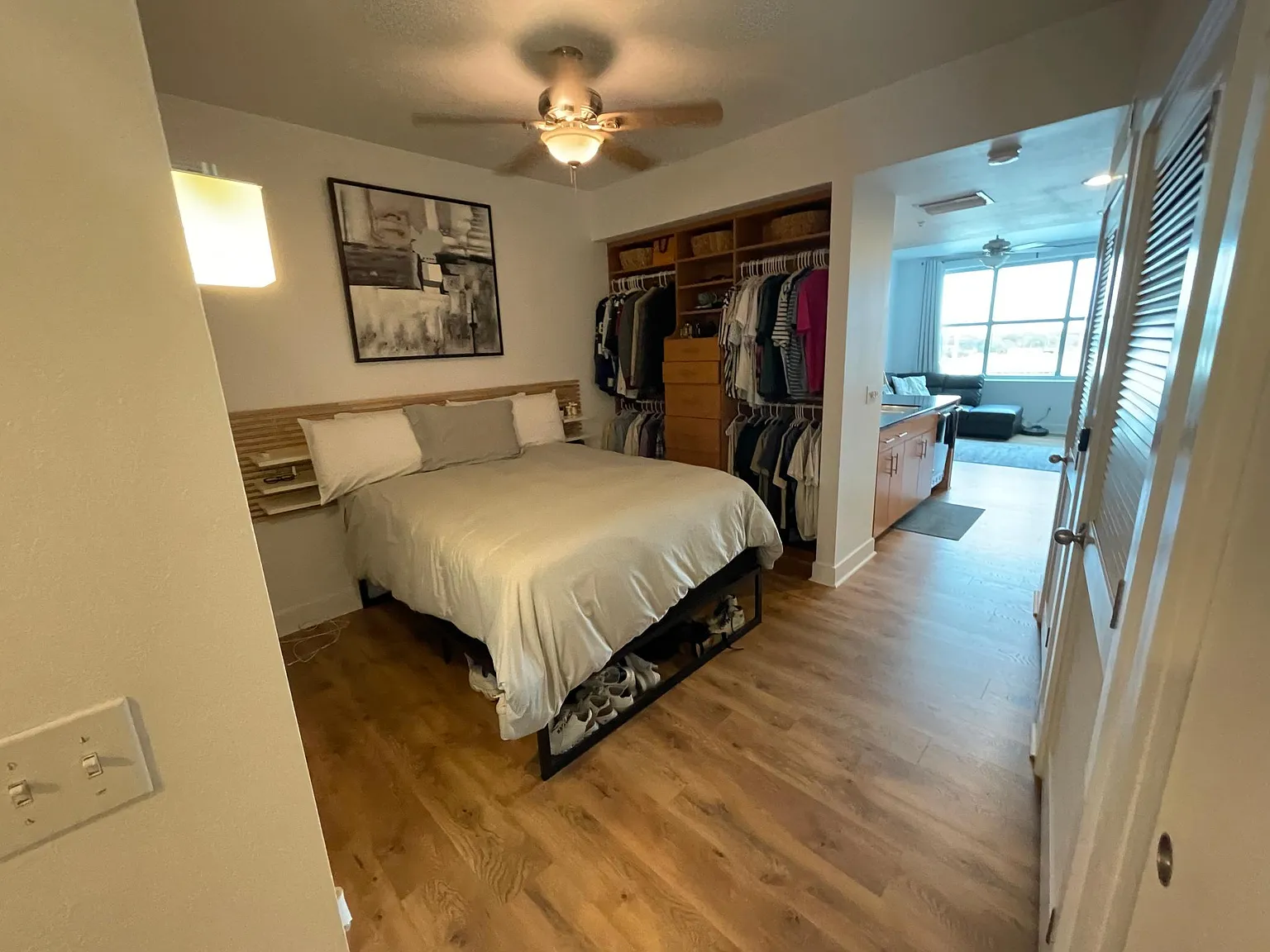 1120 E Kennedy Blvd — Photo 3