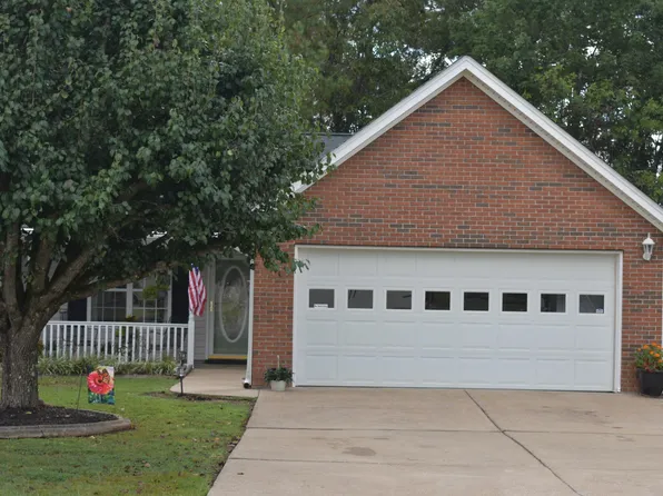 84 Yellow Brick Rd, Rossville, GA 30741