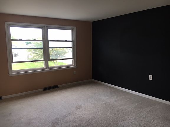 5th image of 50 Algiers Ln