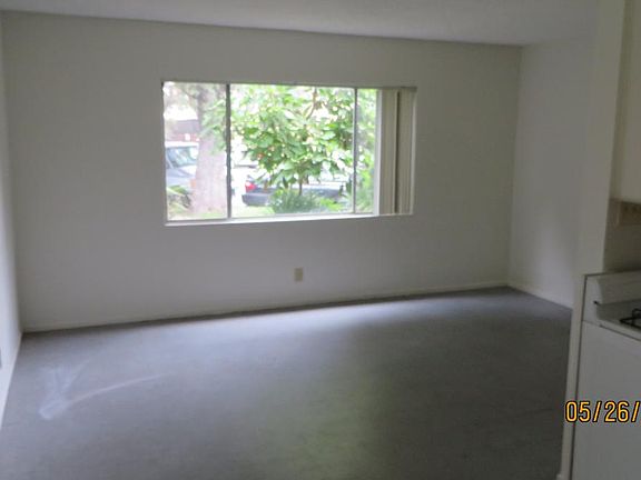 5th image of 1418 W Dahl Ln APT 5
