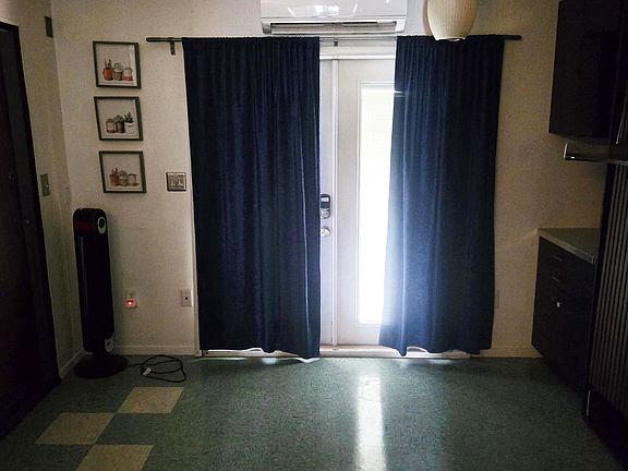 5th image of 1305 E Phillips Ave #1307-1/2