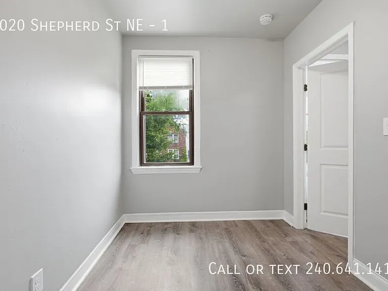 2020 Shepherd St NE #1 — Photo 6
