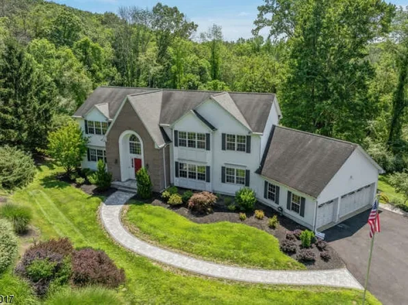 2 Elk Ridge Rd, Lebanon Twp., NJ 07830