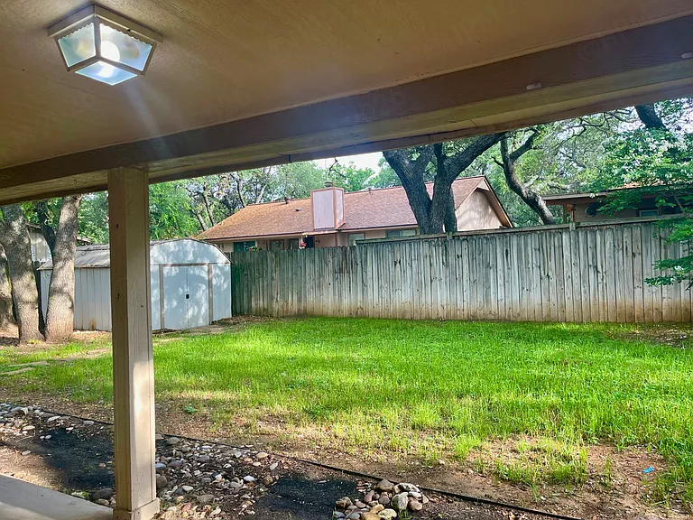 9247 Ridge Grove St — Photo 13