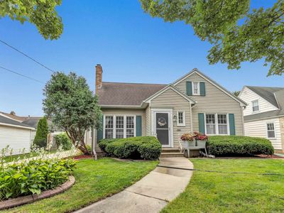 1169 Division St, Green Bay, WI, 54303