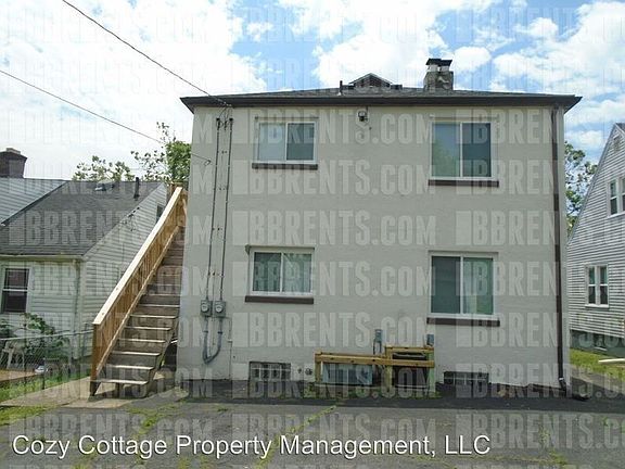 2nd image of 231 Niagara Ave APT 1