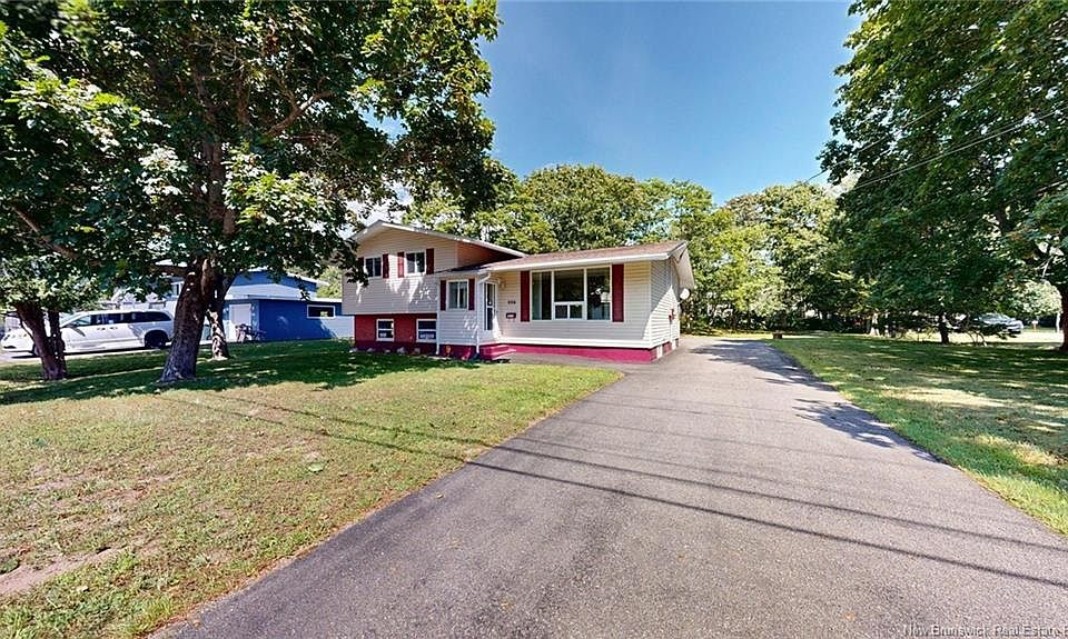 1st image of 886 Millidge Ave
