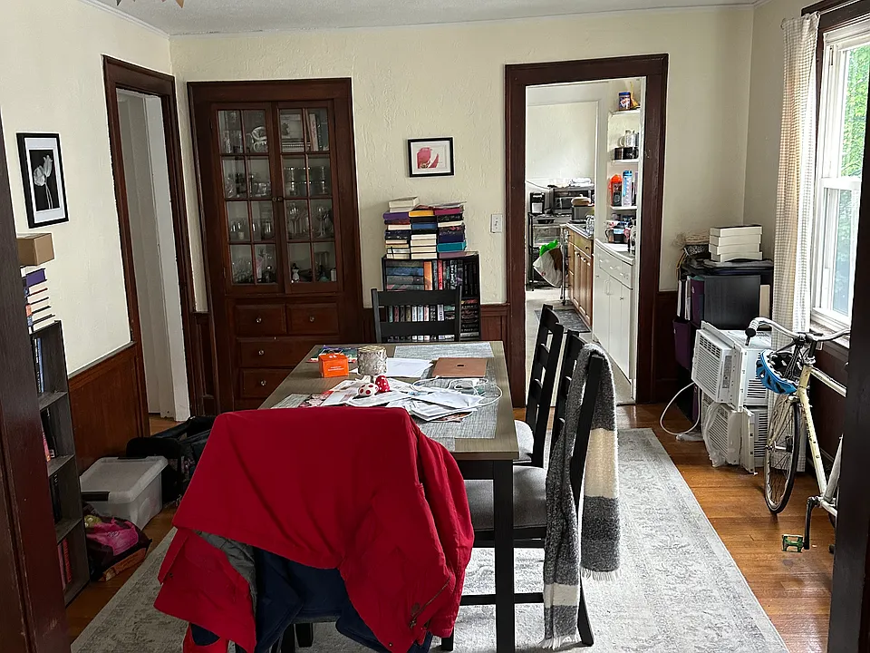 62 Brock St #1