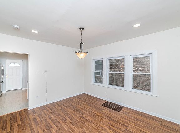 5th image of 5334 W 22nd Pl