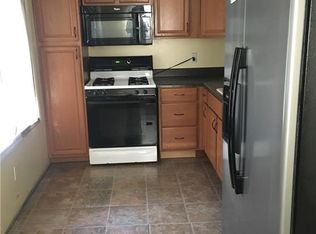 218 Glen Hills Rd, Meriden, CT 06451