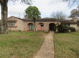 15202 Trailside Dr, Houston, TX 77095