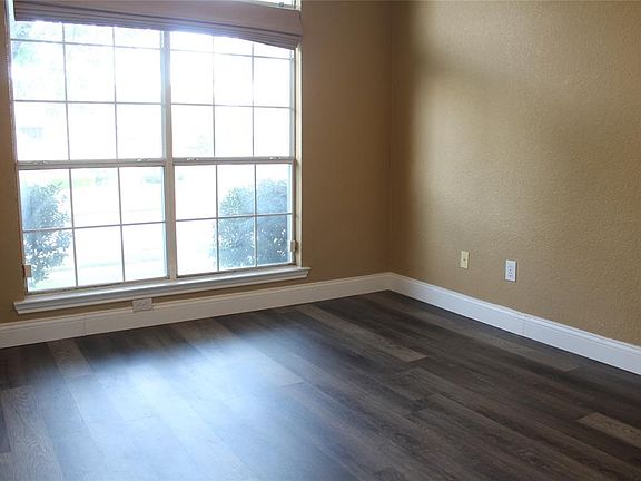 5th image of 3402 Los Alamos Ln