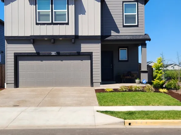 1011 Stubb Rd, Woodburn, OR 97071