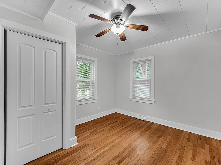 261 W Main St #1 — Photo 10