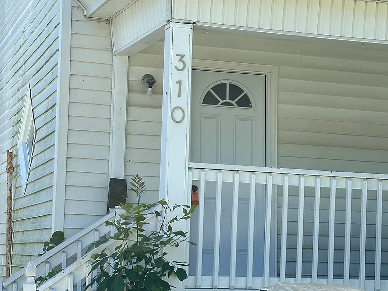 310 Pinner St — Photo 4