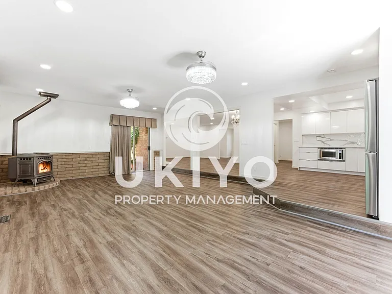 645 Keith Ct #1 — Photo 15