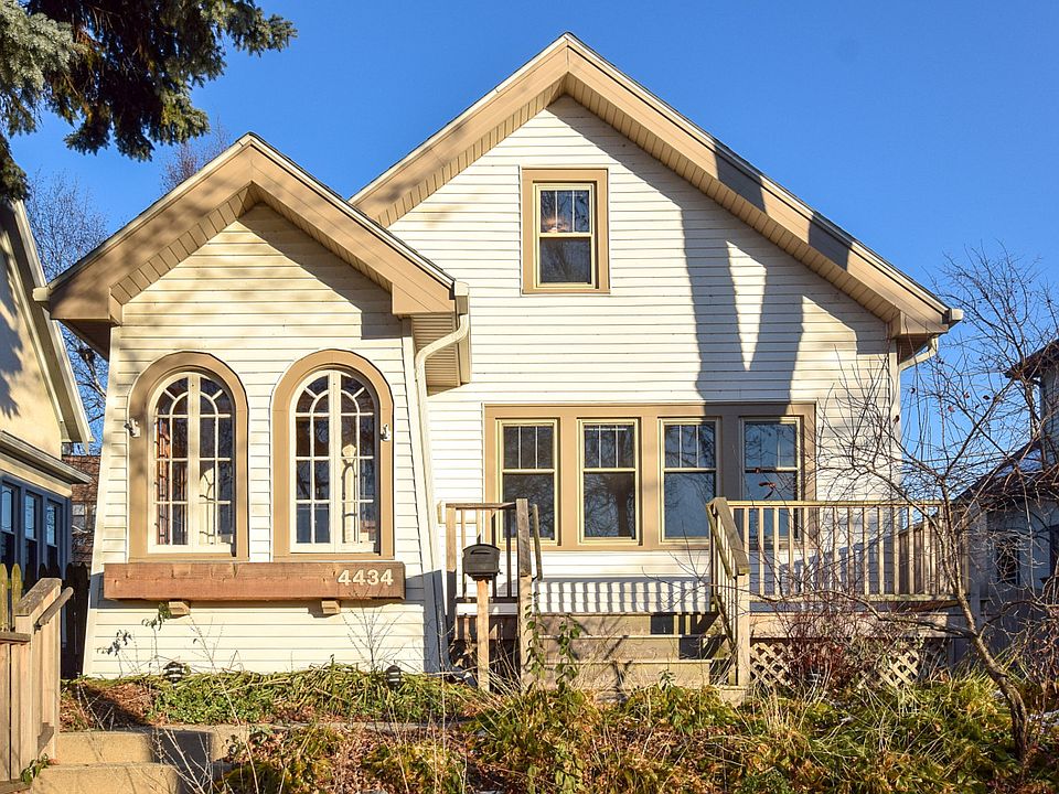 1st image of 4434 N Bartlett Ave