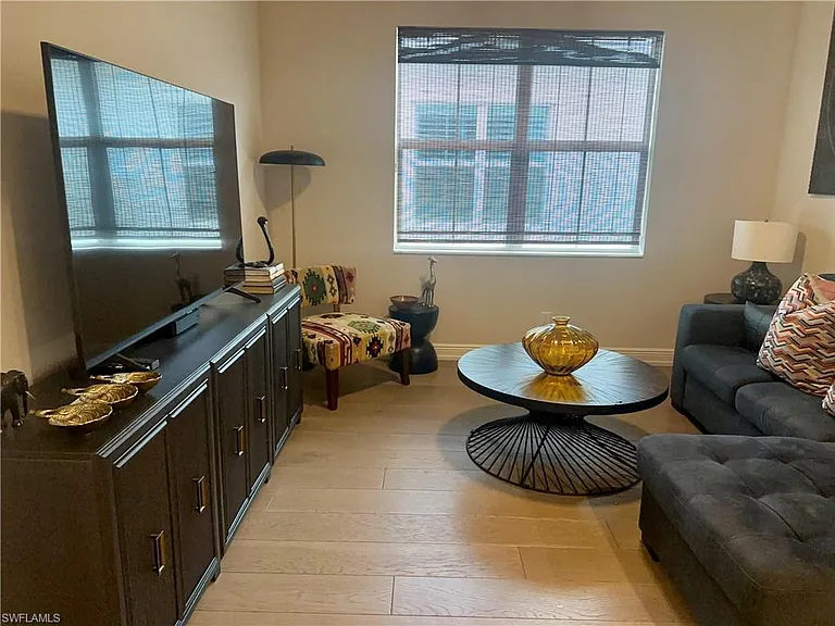 9179 Cayman Dr — Photo 26