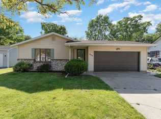 405 Longview St, Midland, MI 48642