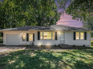 611 NE 88th St, Kansas City, MO 64155