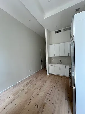 Rented by Artifact.co | media 5