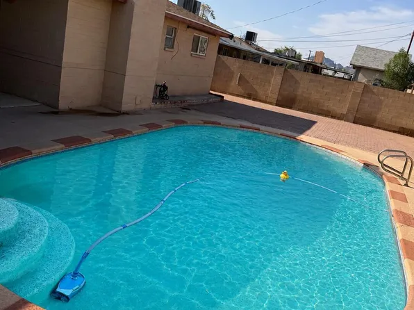 1711 N 33RD Place, Phoenix, AZ 85008