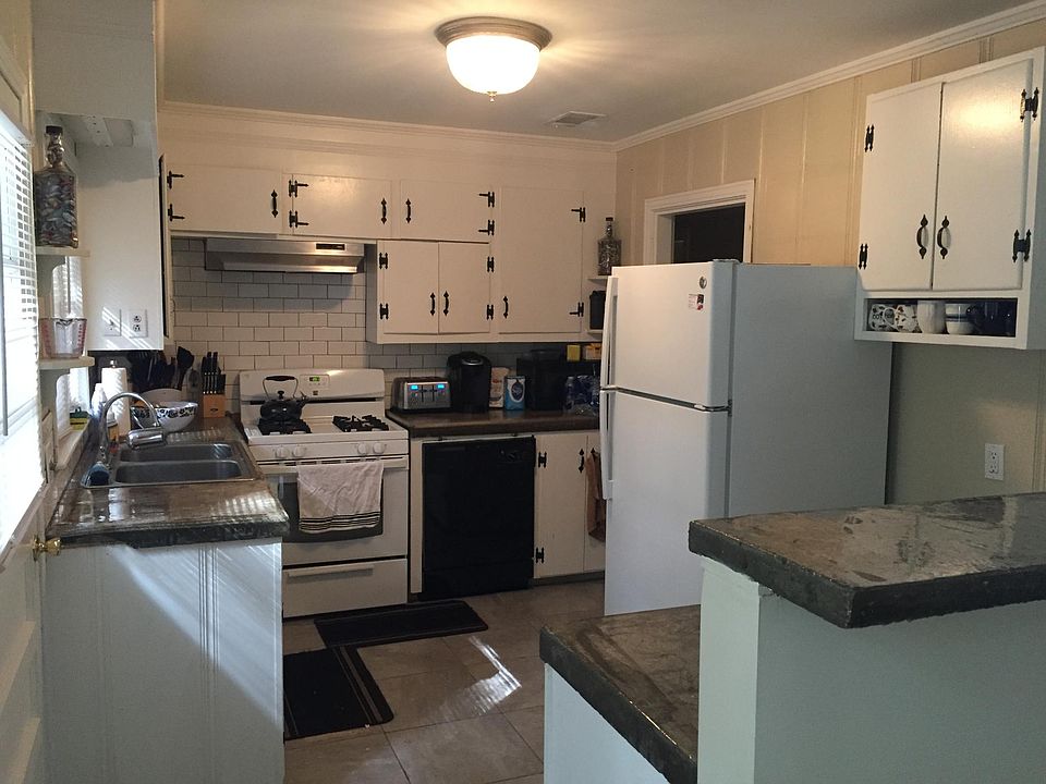 2nd image of 504 S 18th St