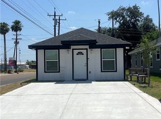 834 N Martinez Ave, Weslaco, TX 78596