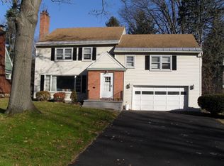 1541 Wyoming Ave, Niskayuna, NY 12309