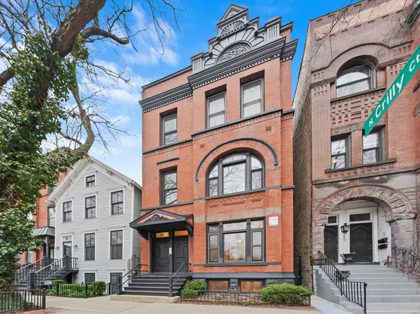 224 W Saint Paul Ave #1, Chicago, IL 60614