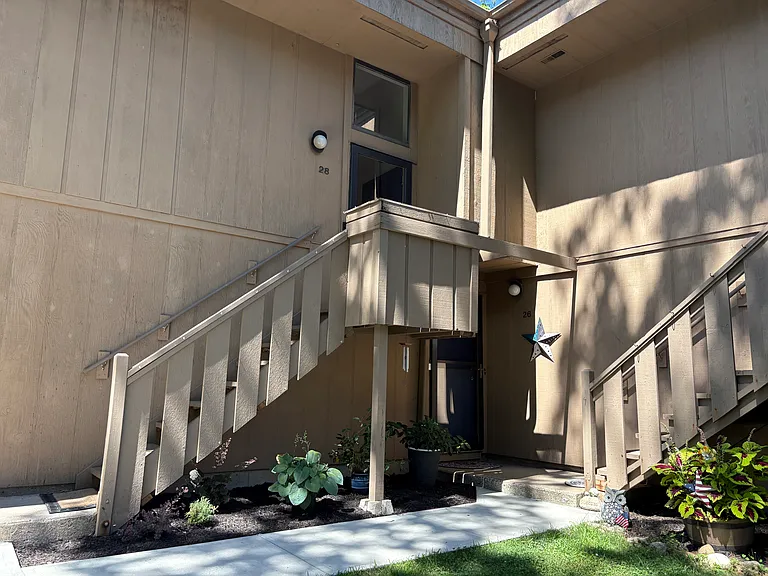 28 Granite Rd #28 — Photo 8