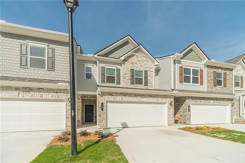 3 bed, 2.5 bath, 1730 sqft, $2,150 — Photo 3